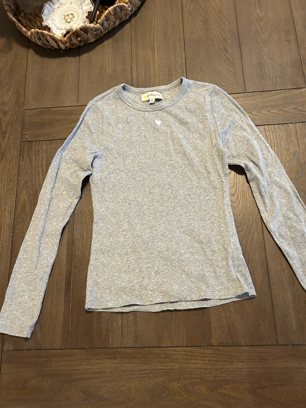 Light Gray Crewneck Long-Sleeve Top with Subtle Heart Detail